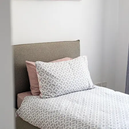 Modern Hennessy Saint Julian's