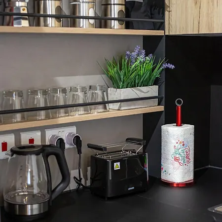 Modern Hennessy شقة *