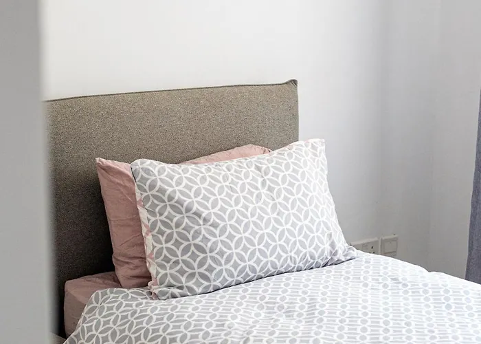 Modern Hennessy Saint Julian's