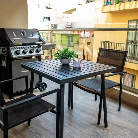 Modern Hennessy Apartamento